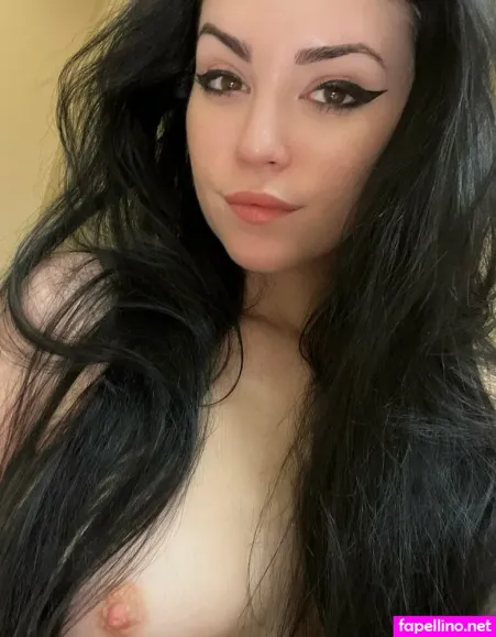 Lila Layne 1 OnlyFans Thumbnail #1nyknljlmR
