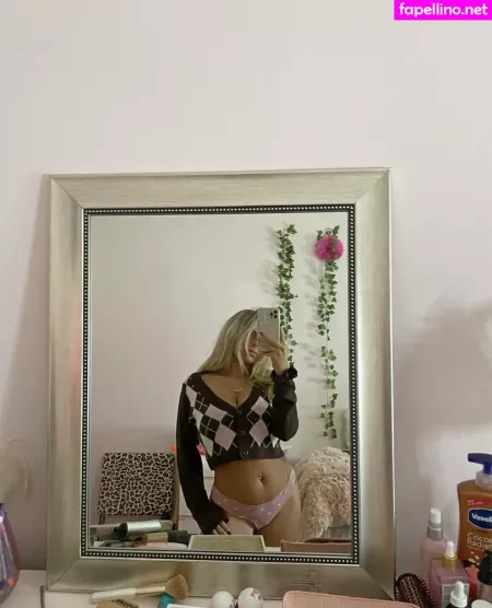 Lila Merlino OnlyFans Thumbnail #Op3CaCL5MP