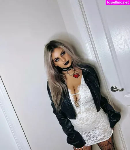 Lila Merlino OnlyFans Thumbnail #sb09KAs5t4