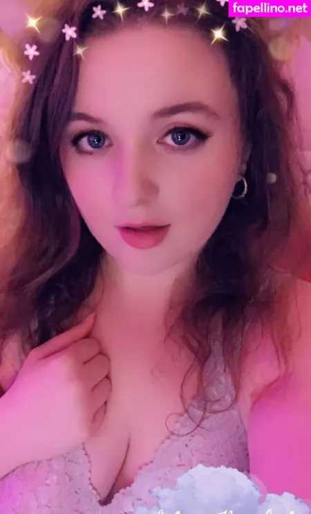 Lila Nephele OnlyFans Thumbnail #sC9MobiBys