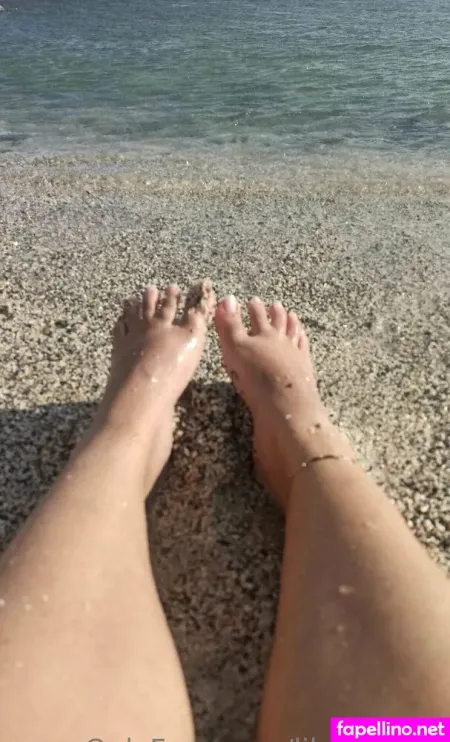 Lila974974 OnlyFans Thumbnail #qQ9AllaRzF