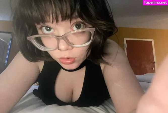 Lilac Lullaby OnlyFans Thumbnail #Mcpd0bOcN2