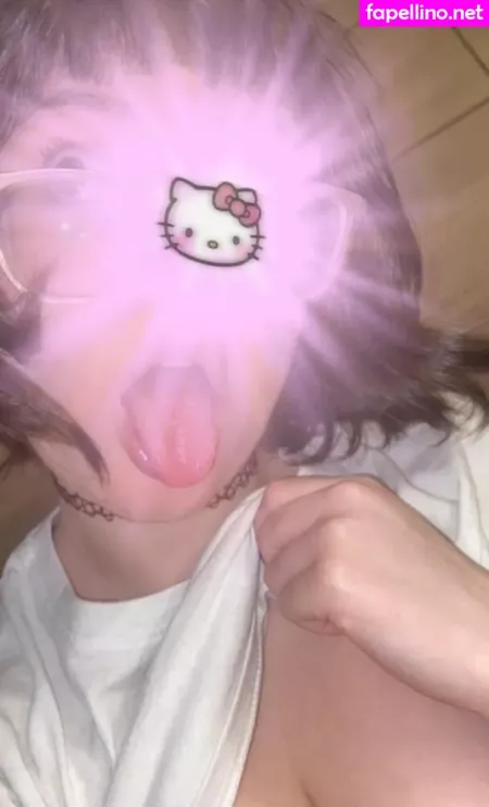 Lilac Lullaby OnlyFans Thumbnail #s4FxHagVac