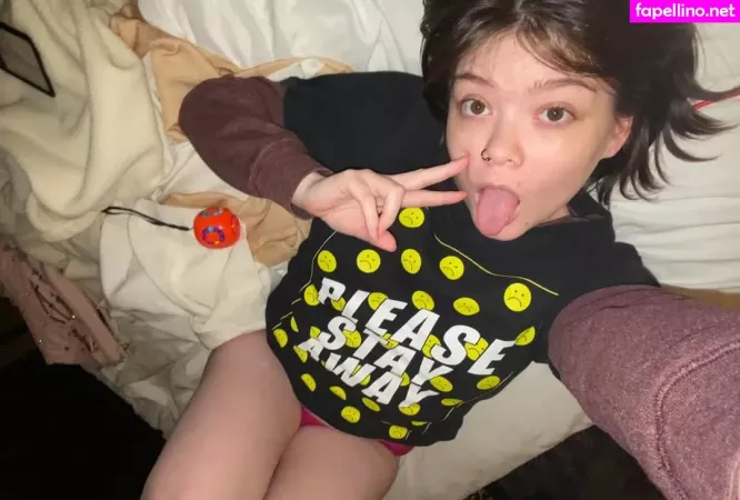 Lilac Lullaby OnlyFans Thumbnail #wwX89LqMX6