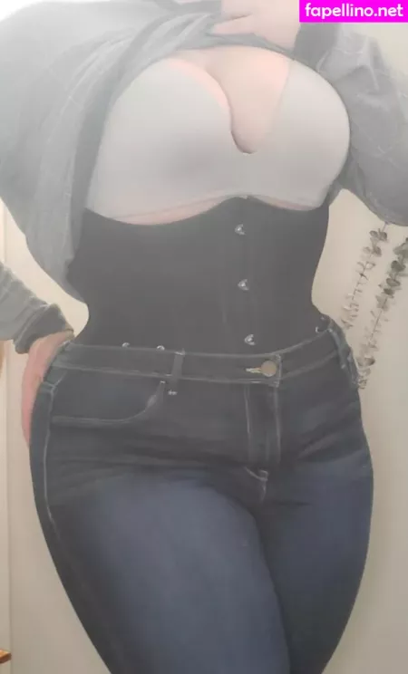 Lilacandholly OnlyFans Thumbnail #2txnSYRoia