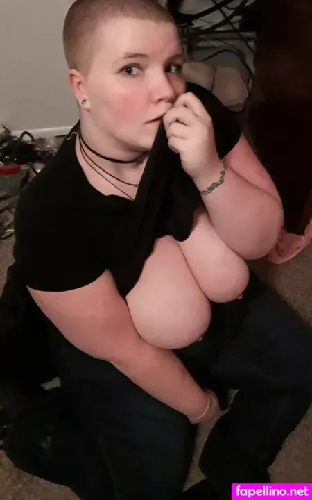 Lilacdaydreams OnlyFans Thumbnail #goV0zdKISv