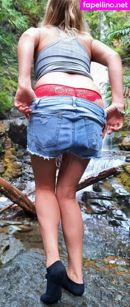 Lilahrose Xxx OnlyFans Thumbnail #rLiairlmxc