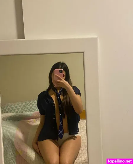 Lilamoretti OnlyFans Thumbnail #5WvCVkYAzw