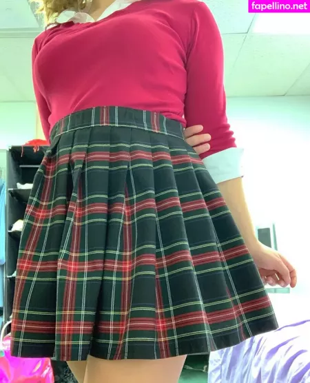 Lilashereden OnlyFans Thumbnail #FqUqlAIGuj