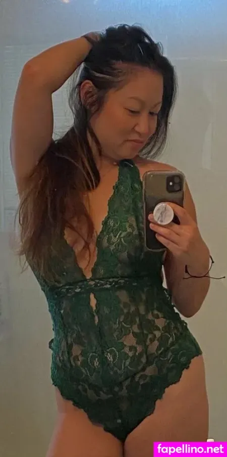 Lilasiangurl OnlyFans Thumbnail #YcDe9ooAfL
