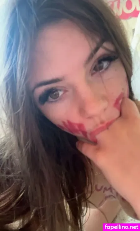 Lilaxx26 OnlyFans Thumbnail #5moCTrXSfy