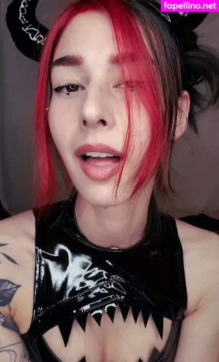 Lilbathory OnlyFans Thumbnail #nIi71h9uGV