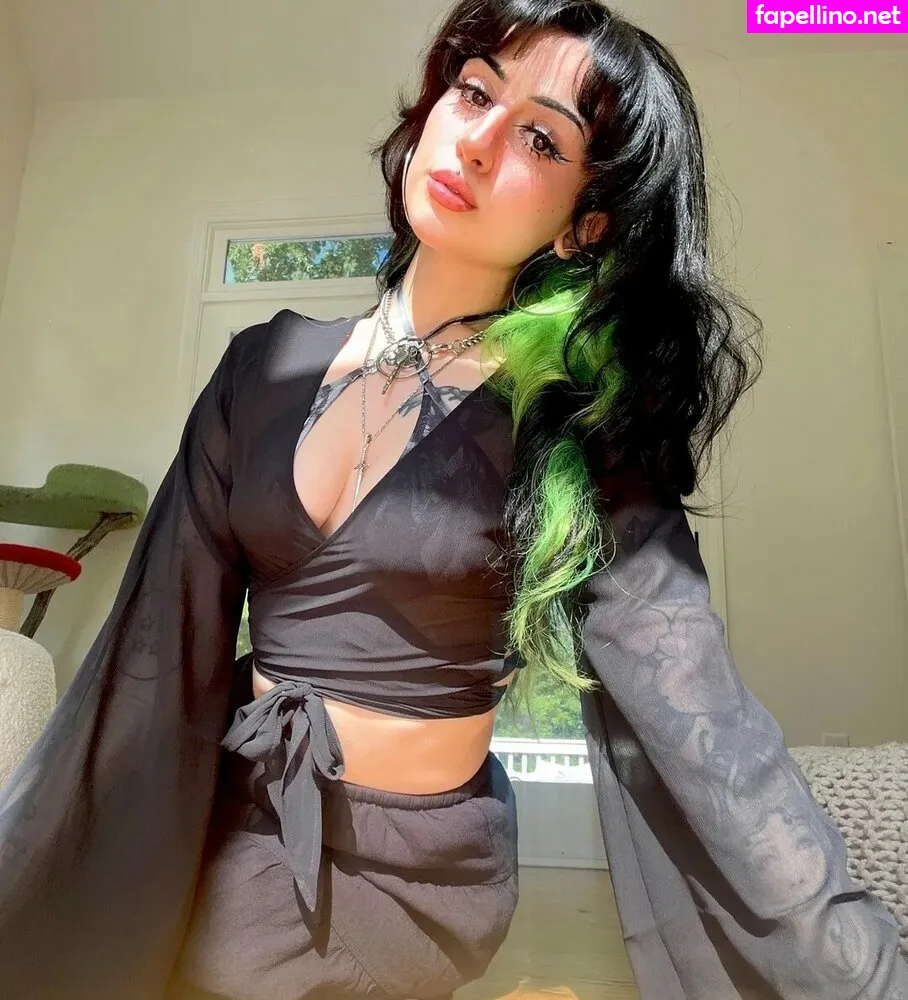 Skye Bedell, lil.batty, lilbatty, lilbattyy Nude Leaked OnlyFans Photo #Rufr2cIV4V