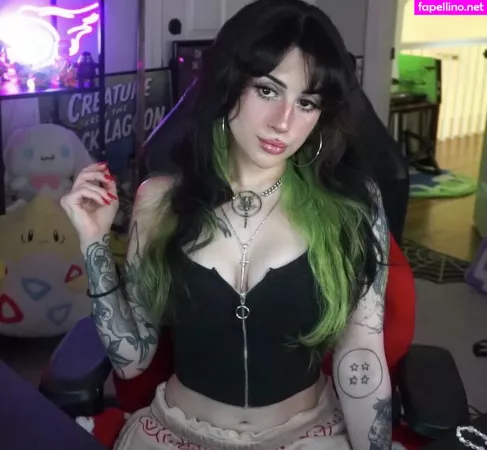 Lilbatty OnlyFans Thumbnail #Z1WvlVweAL