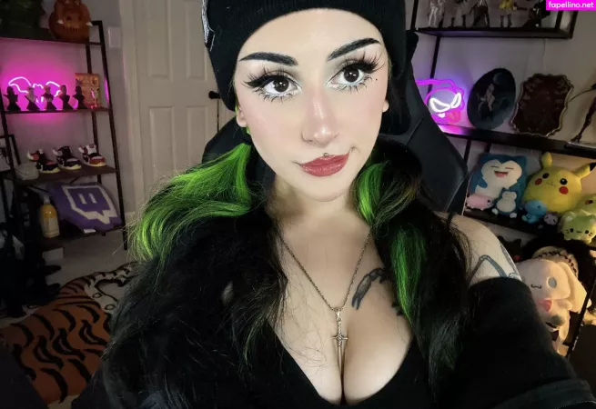 Lilbatty OnlyFans Thumbnail #keYD7oGz7Q