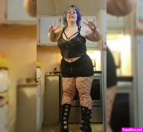 Lilbbwstoner OnlyFans Thumbnail #hs6NSSj4a3