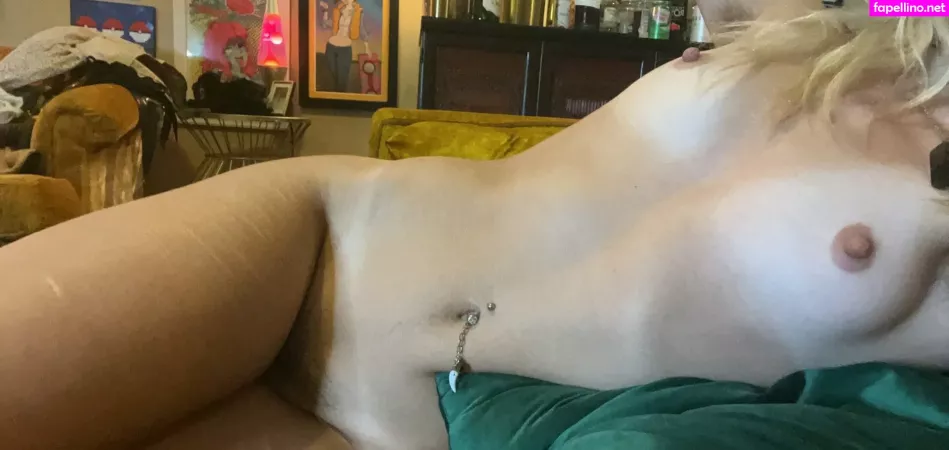 Lilbbyb OnlyFans Thumbnail #uYAvWdmjmU