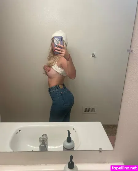 Lilbeachblonde OnlyFans Thumbnail #V1JEycL6Bb