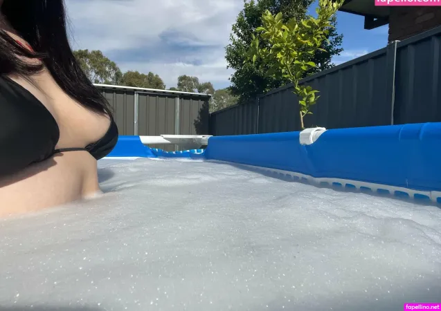 Lilcrybaby444 OnlyFans Thumbnail #75AUbDYXAj