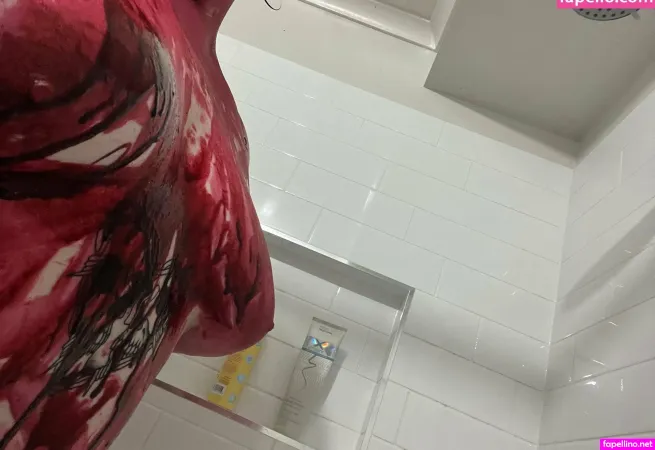 Lilcrybaby444 OnlyFans Thumbnail #UwwpNPgJqS