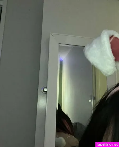 Lilcrybaby444 OnlyFans Thumbnail #p1st3k8sMj