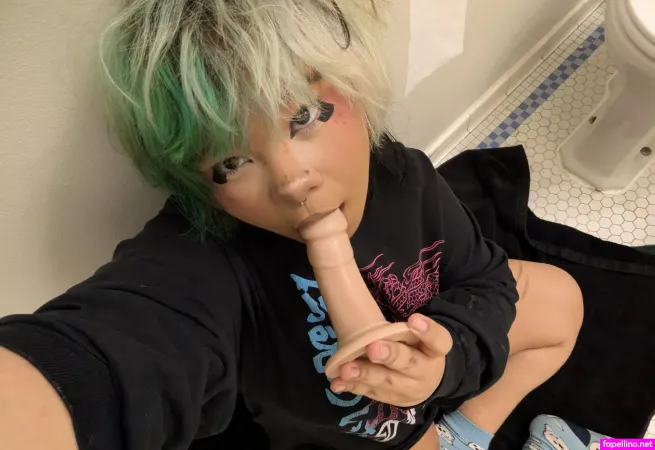 Lilgrumppup OnlyFans Thumbnail #6bHgde6E8z