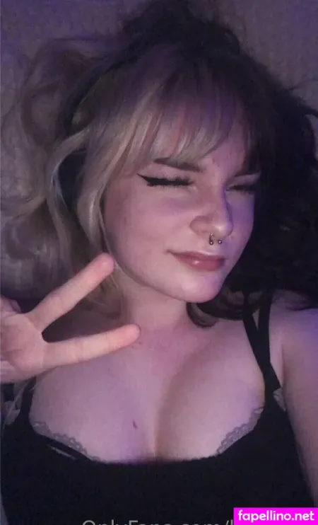 Lilhaiilee OnlyFans Thumbnail #ze7cEBpJGg