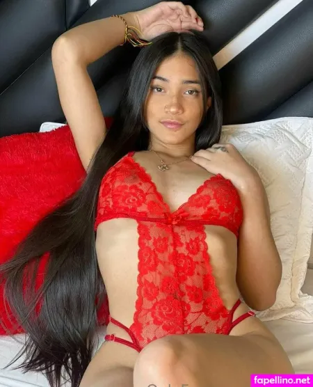 Lilhonei OnlyFans Thumbnail #4hyrAL4yuB