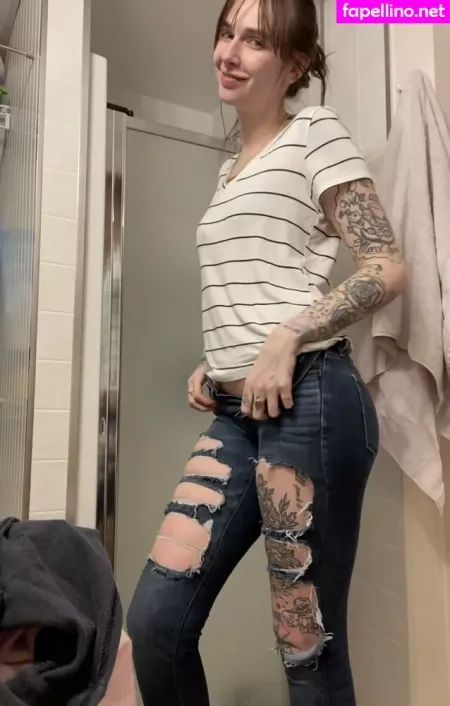 Lilhoneybeez OnlyFans Thumbnail #GRbIvSPEOO