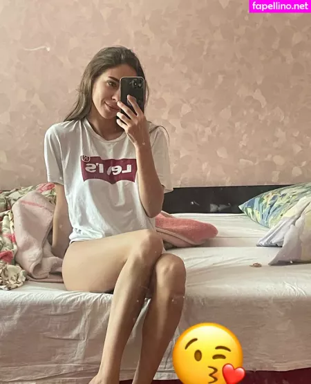 Lili Babe OnlyFans Thumbnail #8E0O1suytJ