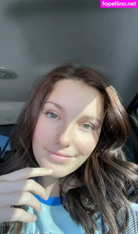 Lili Blossom OnlyFans Thumbnail #K0KBm82caX