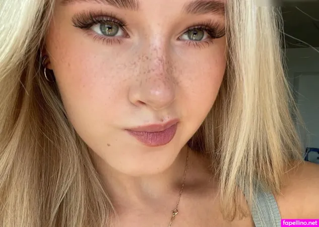 Lili Hamann OnlyFans Thumbnail #AehxMnvYaA