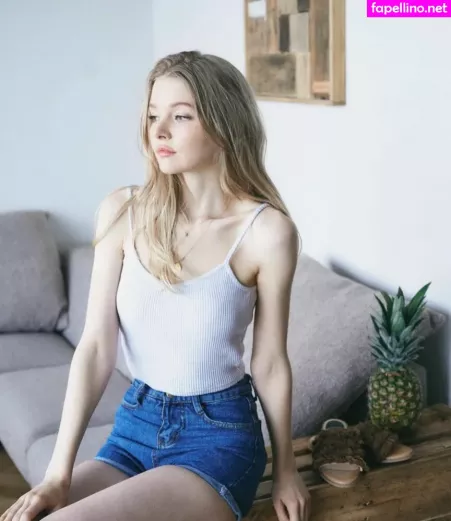 Lili Johansson OnlyFans Thumbnail #IGNs3fkmRk
