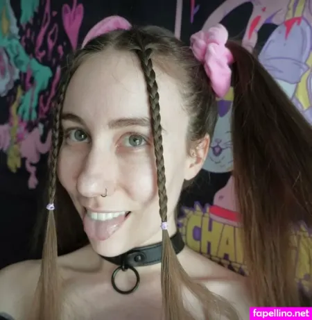 Lili June photo