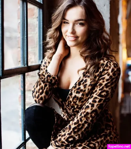 Lili Paul Roncalli OnlyFans Thumbnail #ODMm6xam55