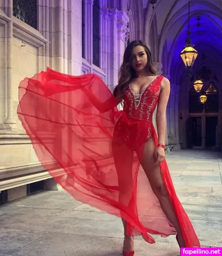 Lili Paul Roncalli OnlyFans Thumbnail #OwH6NufBsR