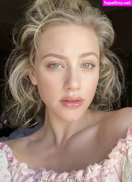 Lili Reinhart OnlyFans Thumbnail #44Oz64izW8