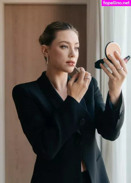 Lili Reinhart OnlyFans Thumbnail #AP1RxXeg57