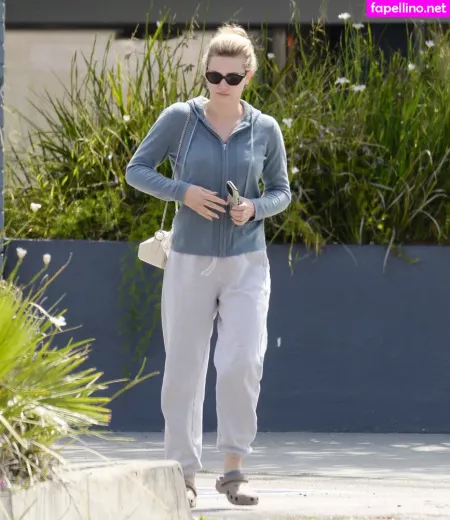 Lili Reinhart OnlyFans Thumbnail #ELoE3Qdmrg