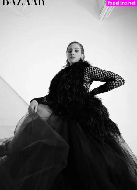 Lili Reinhart OnlyFans Thumbnail #Hmsc2KL3ll