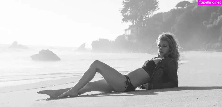 Lili Reinhart OnlyFans Thumbnail #KVQuZWoc74