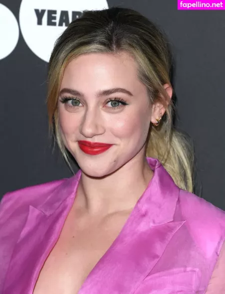 Lili Reinhart OnlyFans Thumbnail #KzLAHxijej