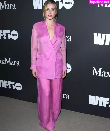 Lili Reinhart OnlyFans Thumbnail #OiRTDBG0Eu