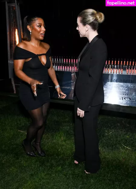 Lili Reinhart OnlyFans Thumbnail #Pm9PqgynRM