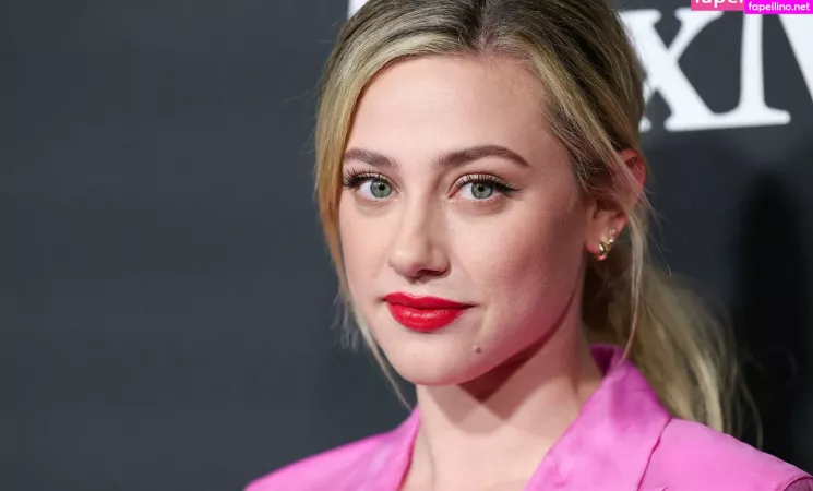 Lili Reinhart OnlyFans Thumbnail #Qb3byyGDHS