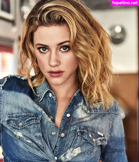 Lili Reinhart OnlyFans Thumbnail #RW7LeVcg1d