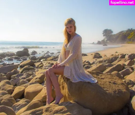 Lili Reinhart OnlyFans Thumbnail #Tf8jjqQ71z