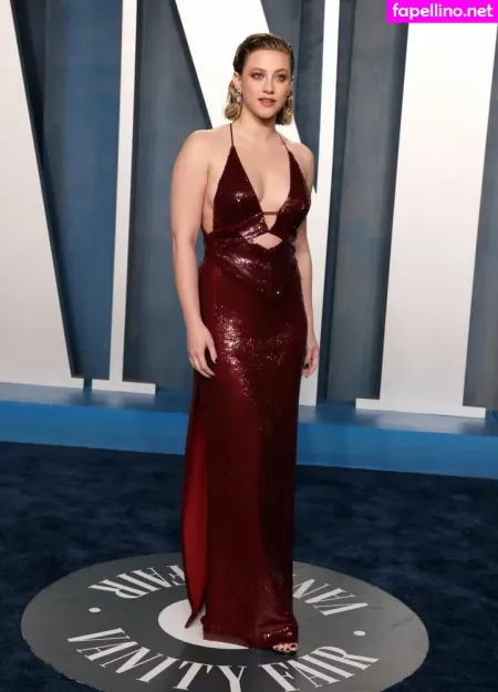 Lili Reinhart OnlyFans Thumbnail #USQ2pkfF5m