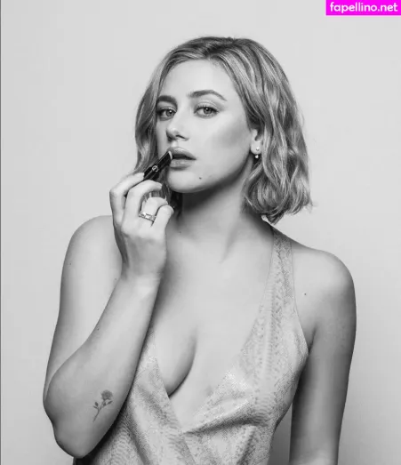 Lili Reinhart OnlyFans Thumbnail #ZClykvUobH