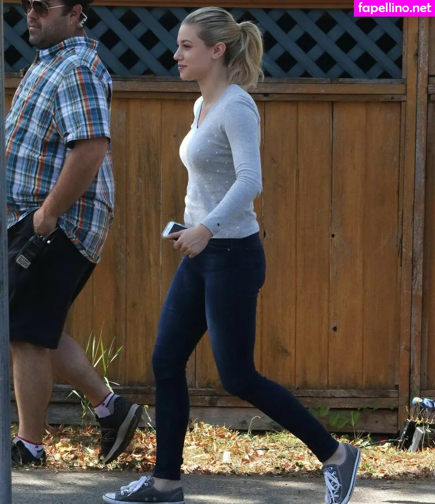 Lili Reinhart, Unpublished Photos, lilireinhart Nude Leaked OnlyFans Photo #ZK0B3SeAWx